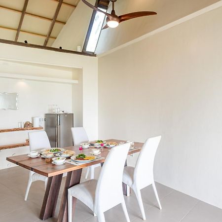 L'Osteria Luxe Beachfront B&B General Luna  Eksteriør billede