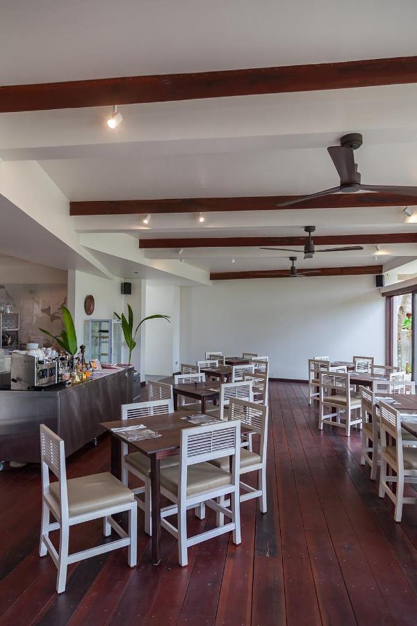 L'Osteria Luxe Beachfront B&B General Luna  Eksteriør billede