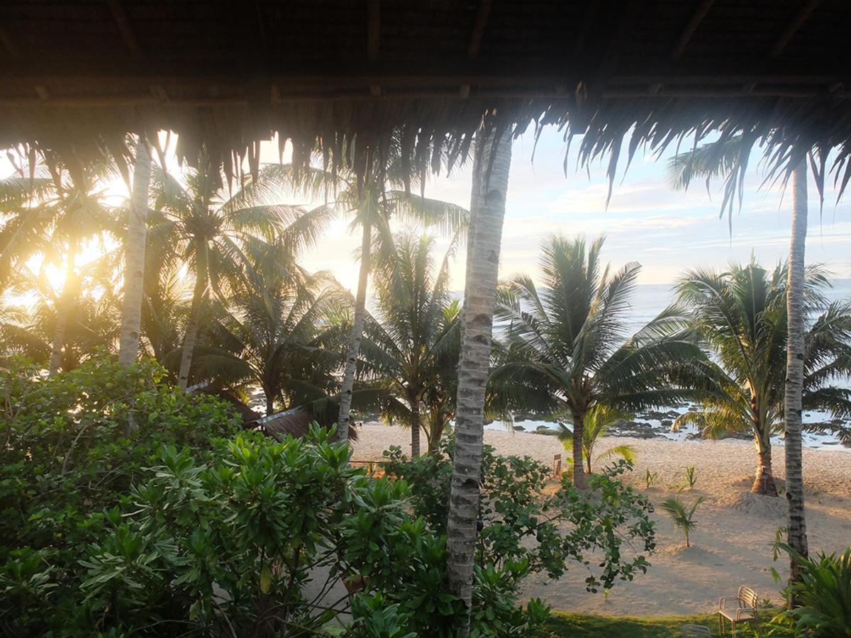 L'Osteria Luxe Beachfront B&B General Luna  Eksteriør billede